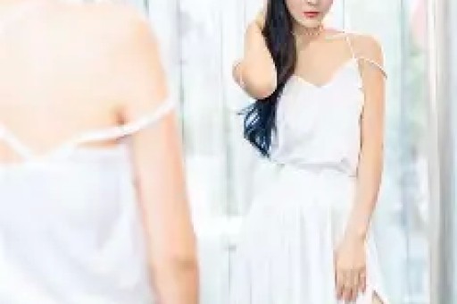 当红顶流恋情曝光！对方是美女网红离异带娃身材黑料被扒
